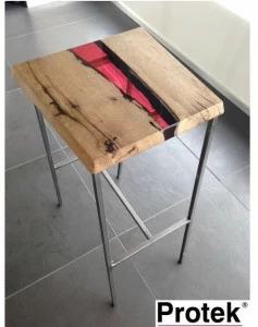 PROTEK® Табурет из дерева бриккола и смолы Legno e resina