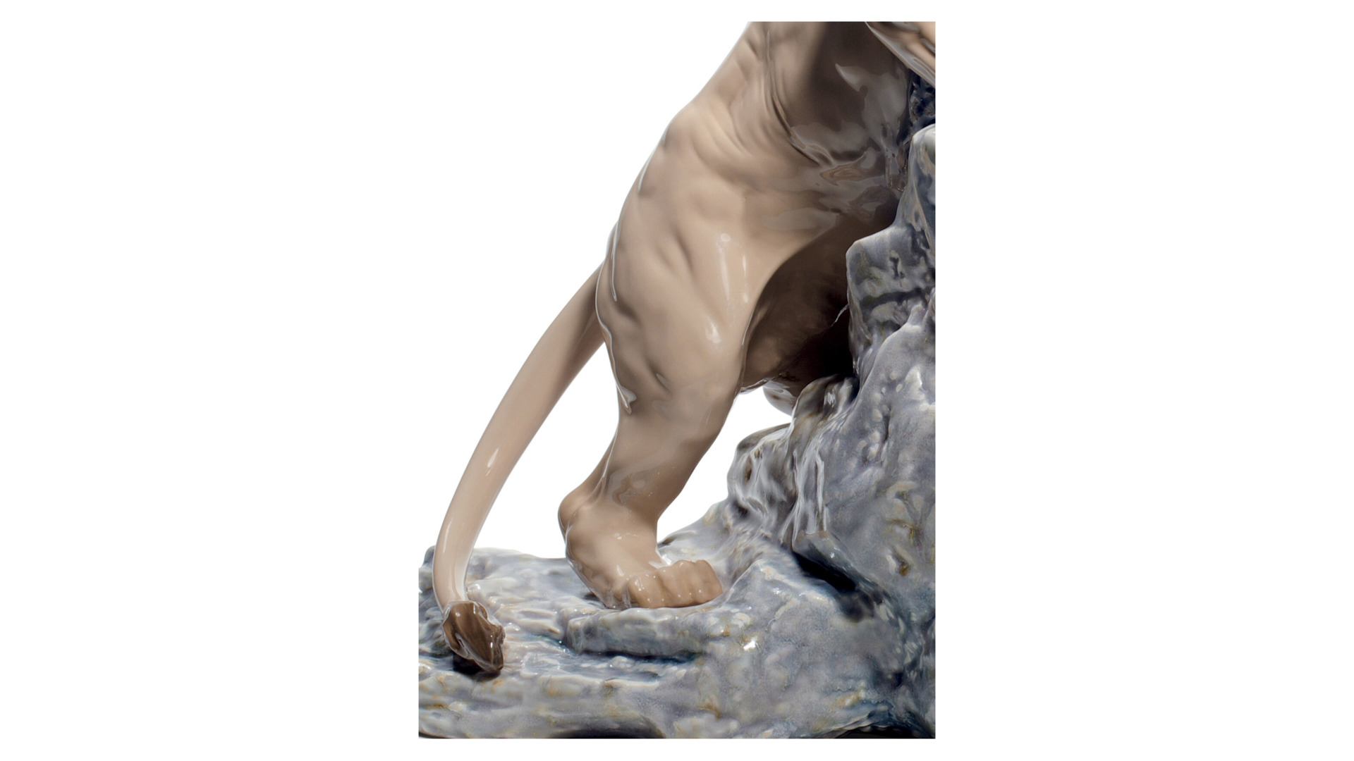 10669060 LLADRO Фигурка Lladro "Притаившийся лев" 29x31см Фарфор Lladró  - Вид №1