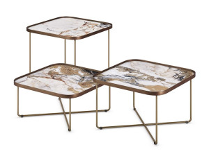 Квадратный металлический журнальный столик и керамическая столешница