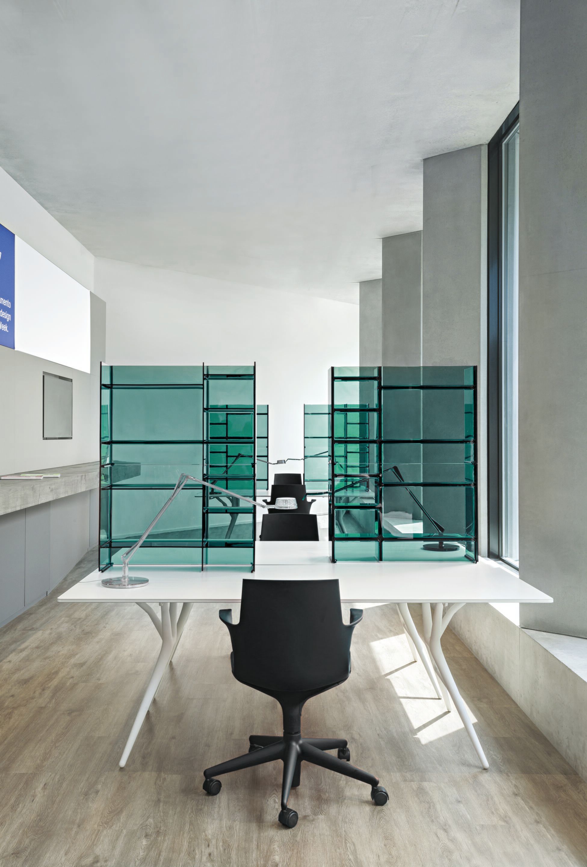 Регулируемая светодиодная настольная лампа из поликарбоната Kartell ALEDIN TEC ARCH-00150786 - Вид №2