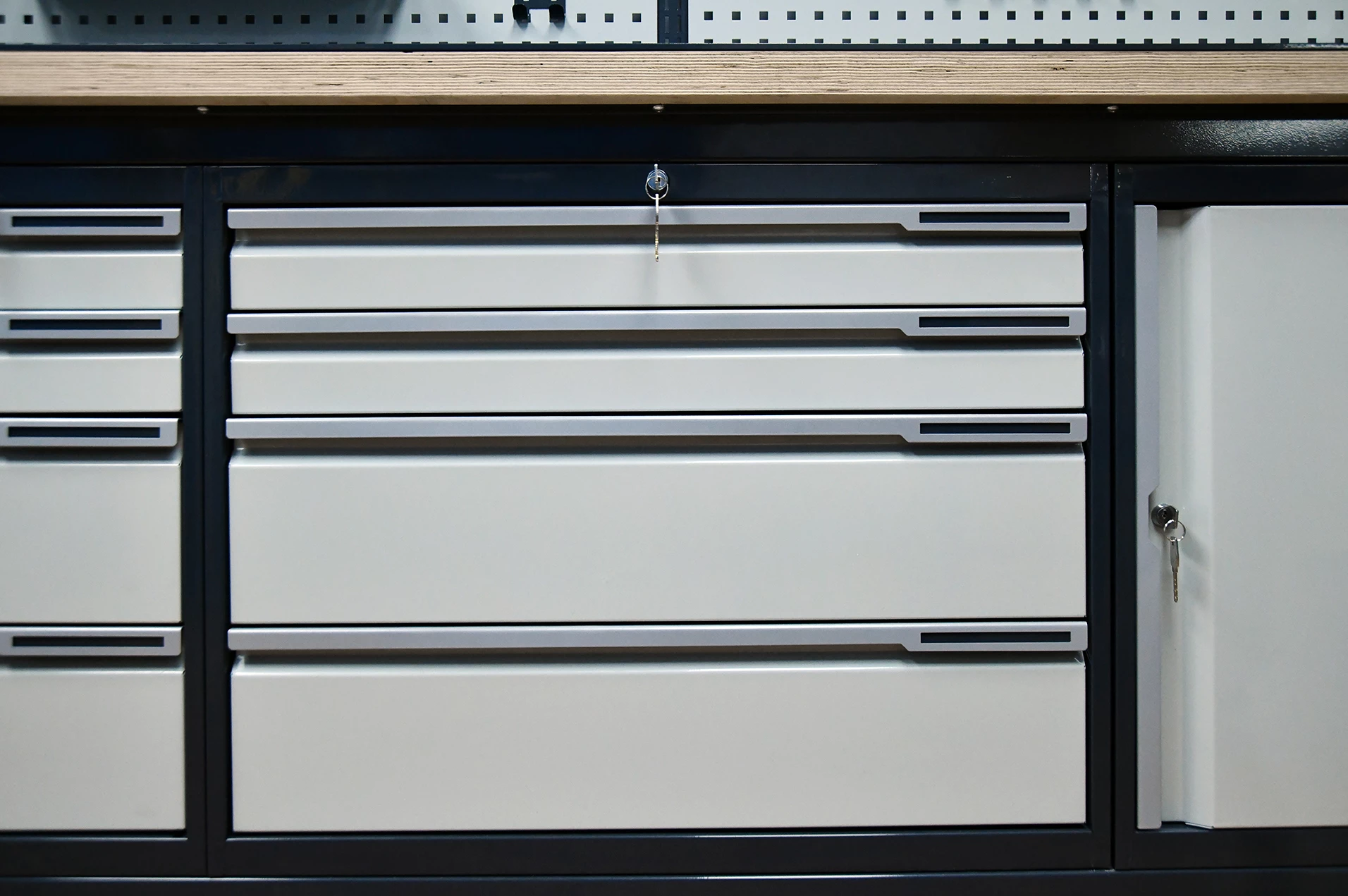 Рабочее место MCN 1552.S68.1-2FR Верстакофф 111392 - Вид №3