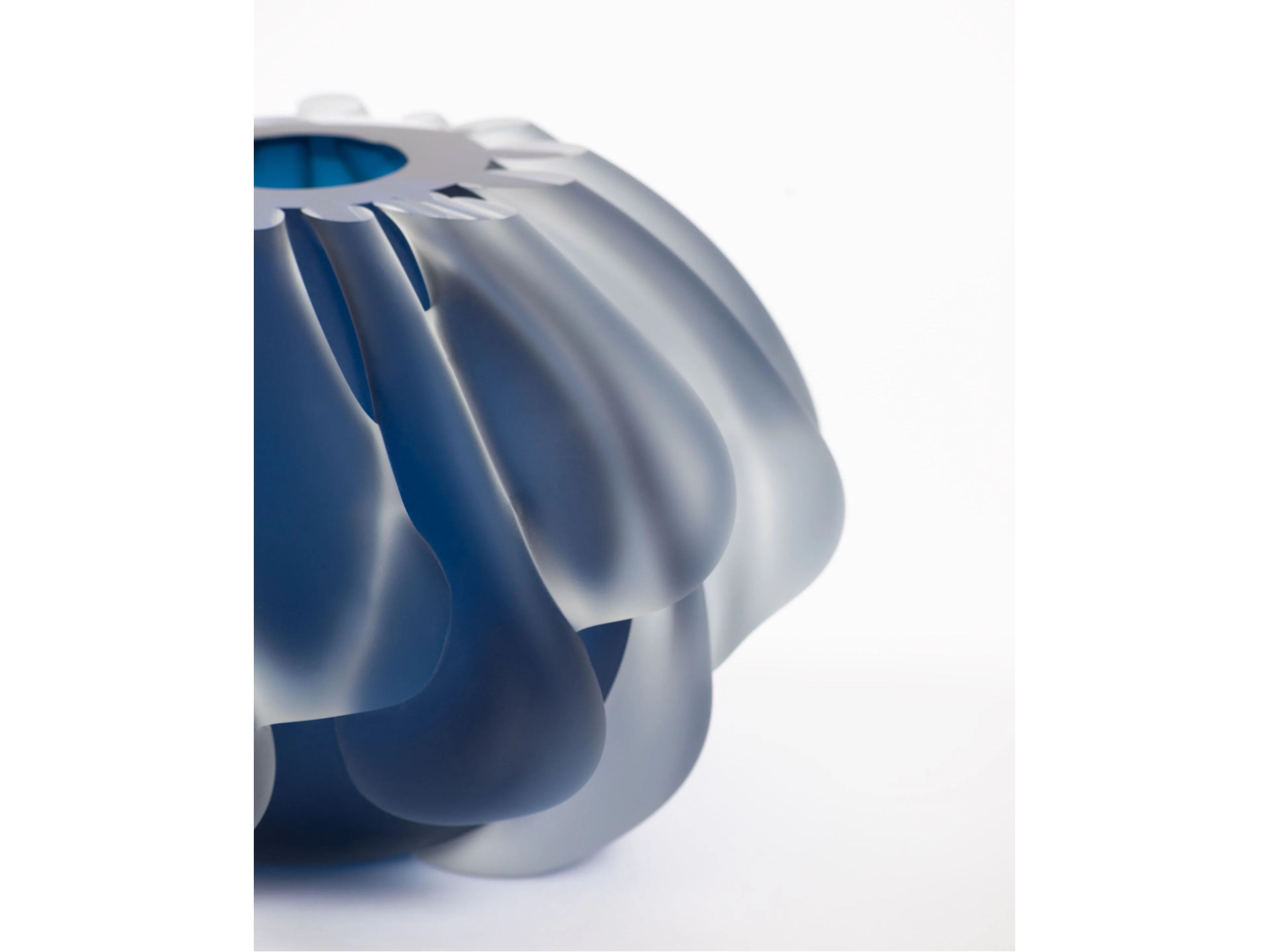 Ваза из дутого стекла SkLO Dew ARCH-00087335 - Вид №7