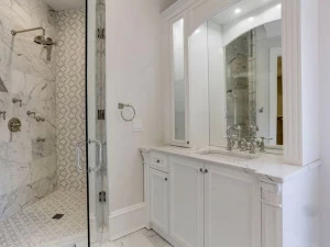 Martini Interiors Тумба под умывальник из лакированной древесины с зеркалом Desiderio