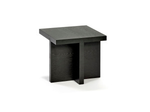 Низкий квадратный журнальный столик из дуба