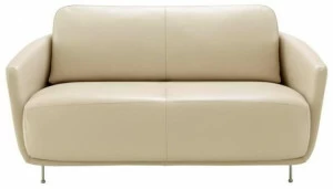 Ligne Roset 2-х местный кожаный диван Okura 17100405