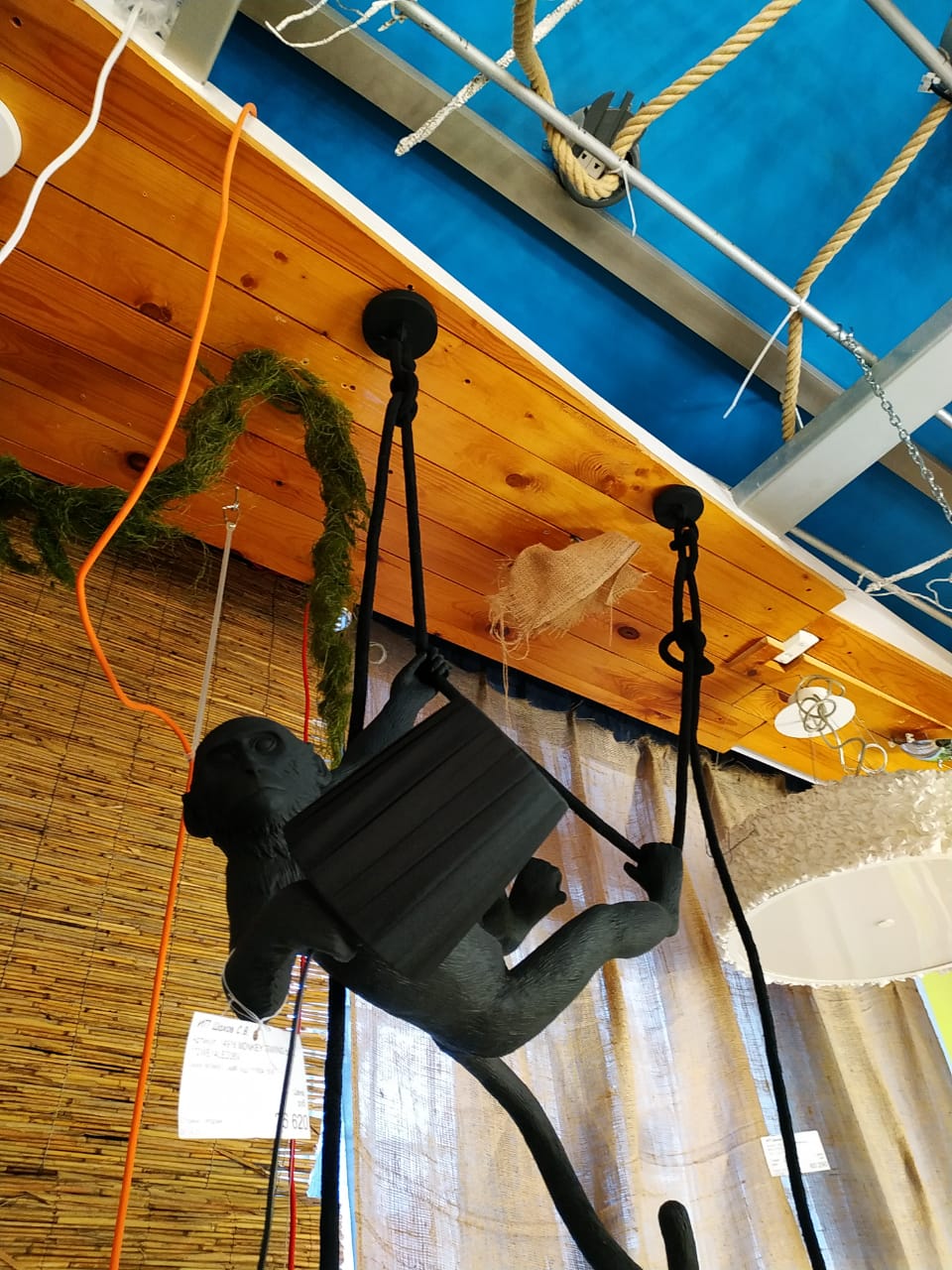 Seletti 14875 MONKEY SWING светильник подвесной обезьяна на канате белая 117603 - Вид №5