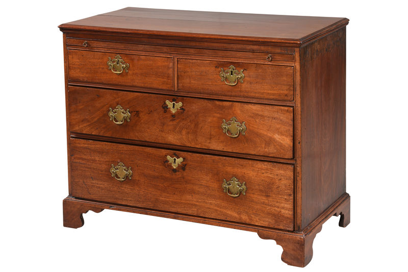 SOR27535 Комод из красного дерева с 2 и 3 ящиками ijlbrown  - Вид №1