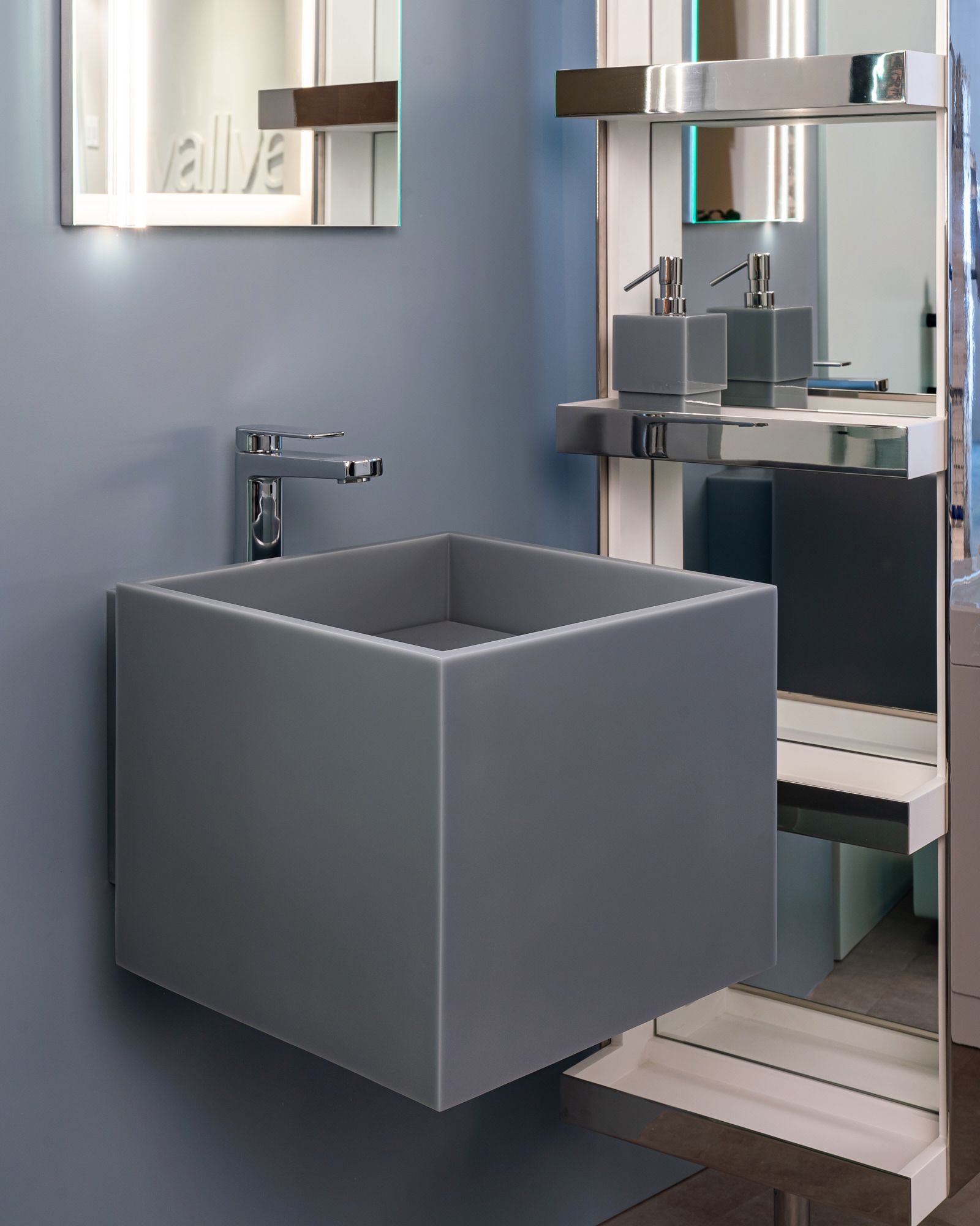 Квадратный подвесной умывальник из смолы Vallvé WALL ARCH-00143071 - Вид №1