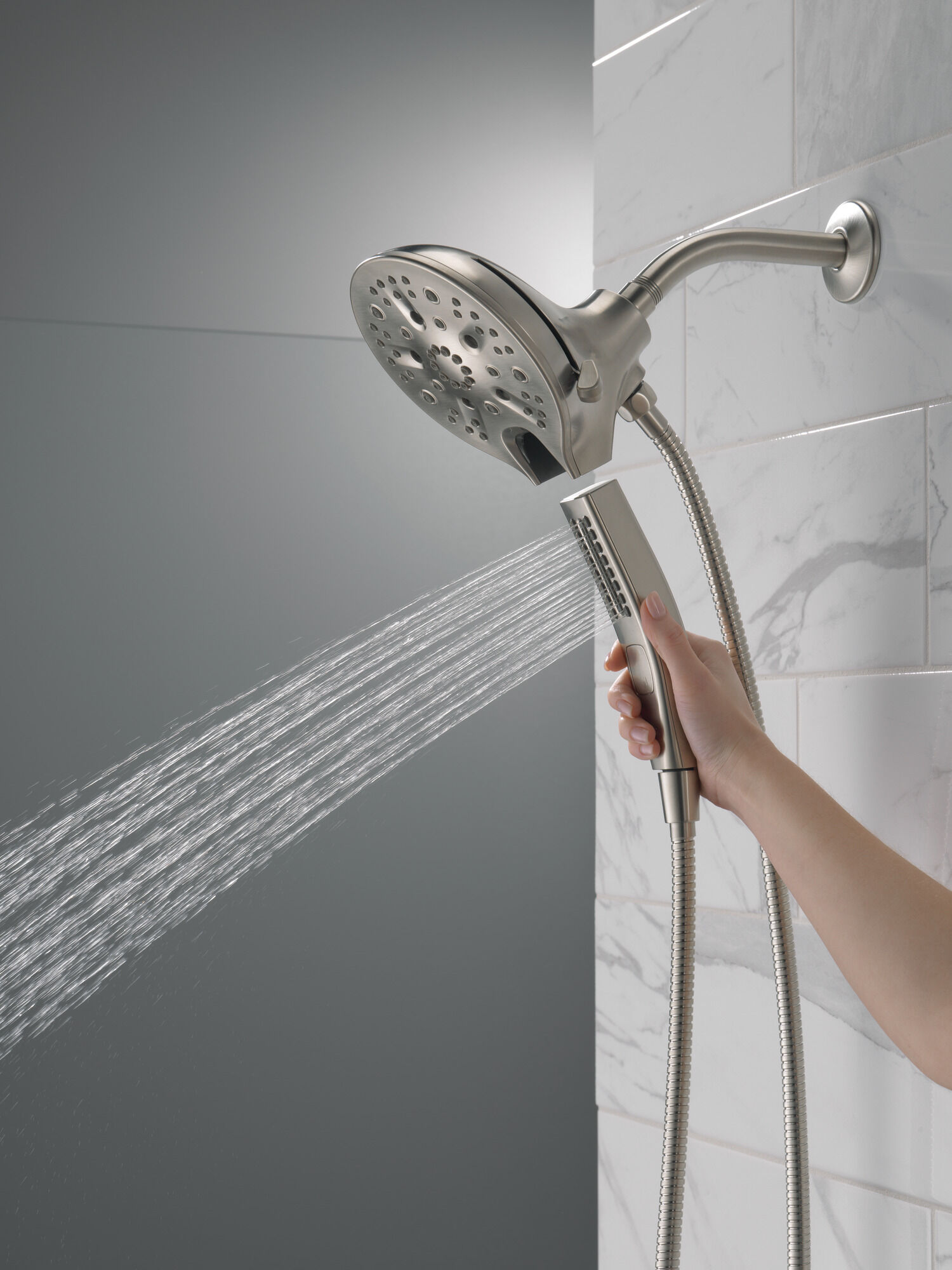 In2ition® H2Okinetic® Душ два в одном с 5 настройками Delta Faucet 58620-SS-PK - Вид №5