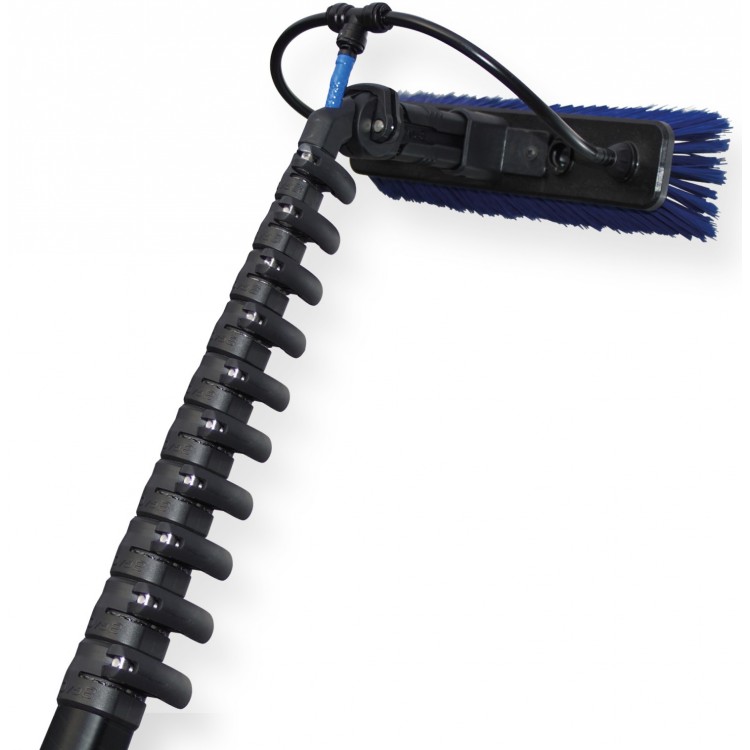 XR70-20-0816500-E STREAMLINE Карбоновая телескопическая штанга для высотной мойки фасадов и окон с внутренним шлангом с форсунками 16,5 м Модель XR70 - телескопическая штанга с 8 секциями из 70% углеродного волокна, длина 16,5 м. вес 3,7 кг (мойка фасада 