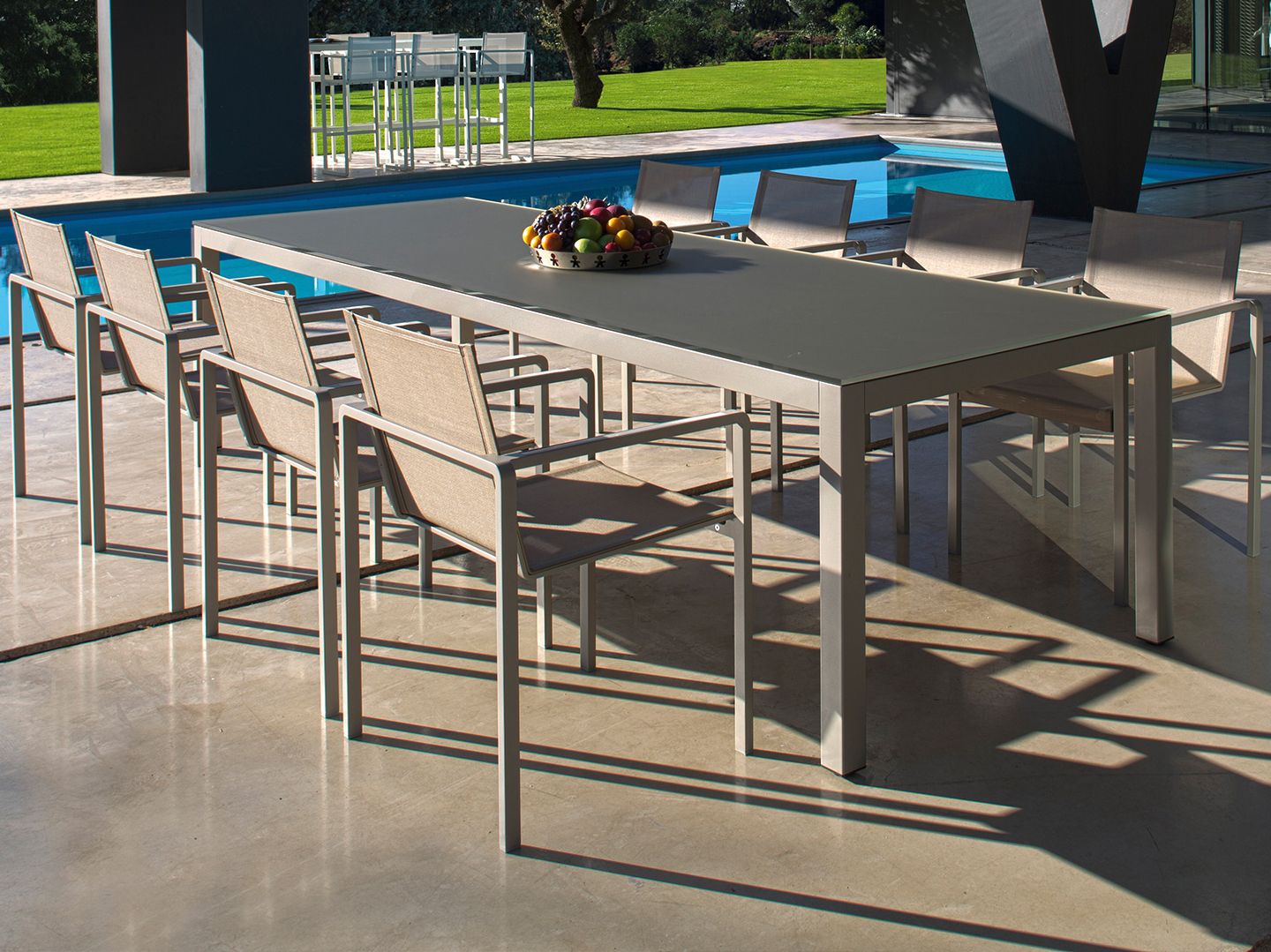 Садовый стул Batyline® с подлокотниками Royal Botania Alura ARCH-00147765 - Вид №1