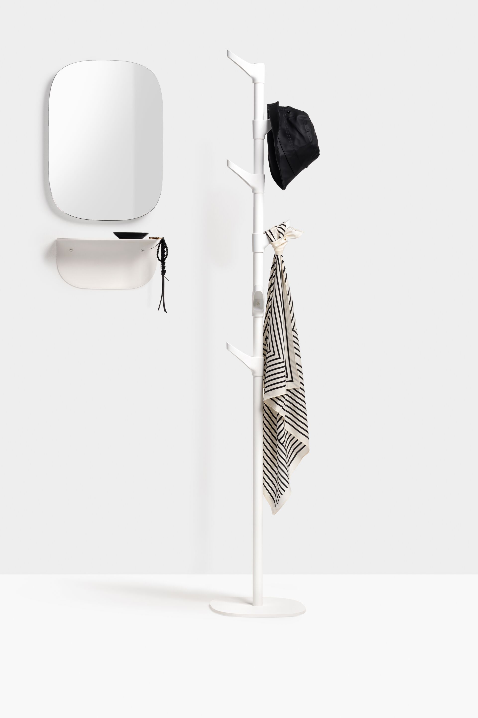 Стальная и пластиковая напольная вешалка FUNCTIONALS слайд ARCH-00035040 - Вид №43