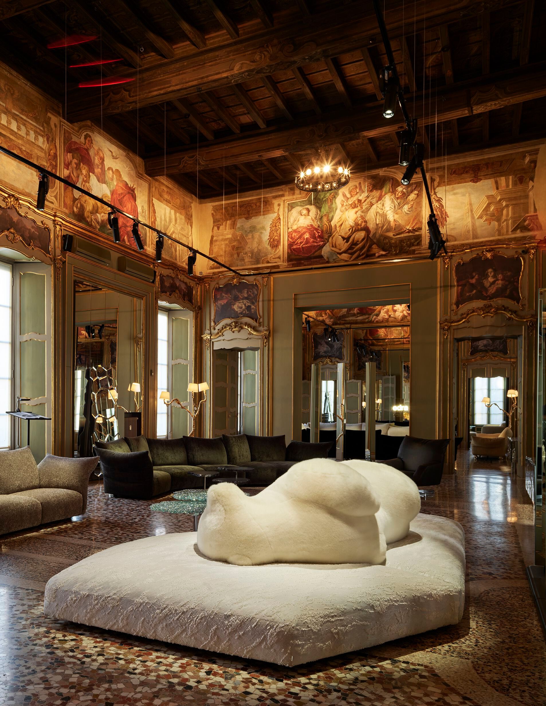 Диван Edra для интерьера ARCH-00124549 - Вид №3