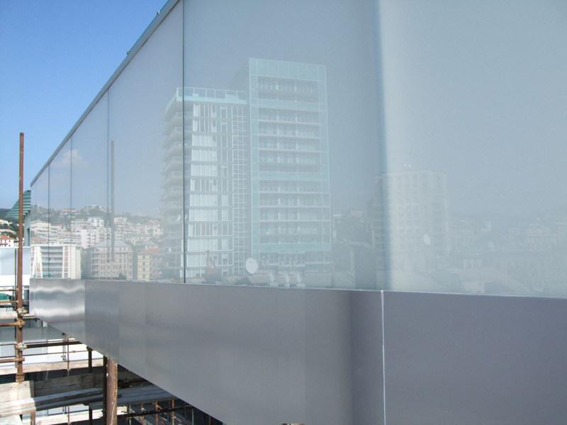 ALUSCALAE Парапет из алюминия и стекла для окон и балконов sun-id-1462779 - Вид №8