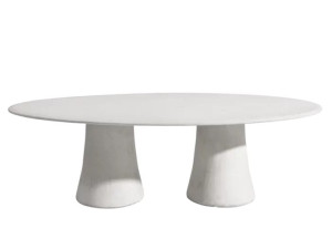 Бетонный овальный садовый стол