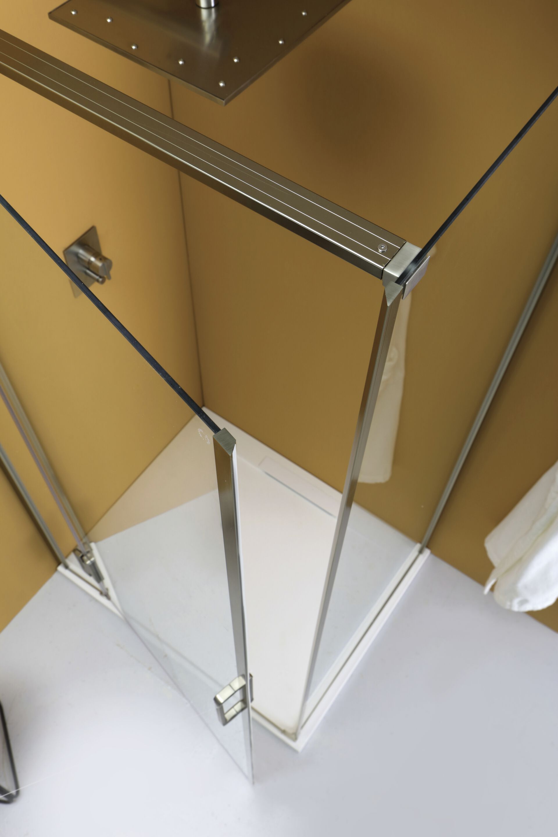 Угловая душевая кабина с распашной дверью Kinedo Ekinox ARCH-00139288 - Вид №5