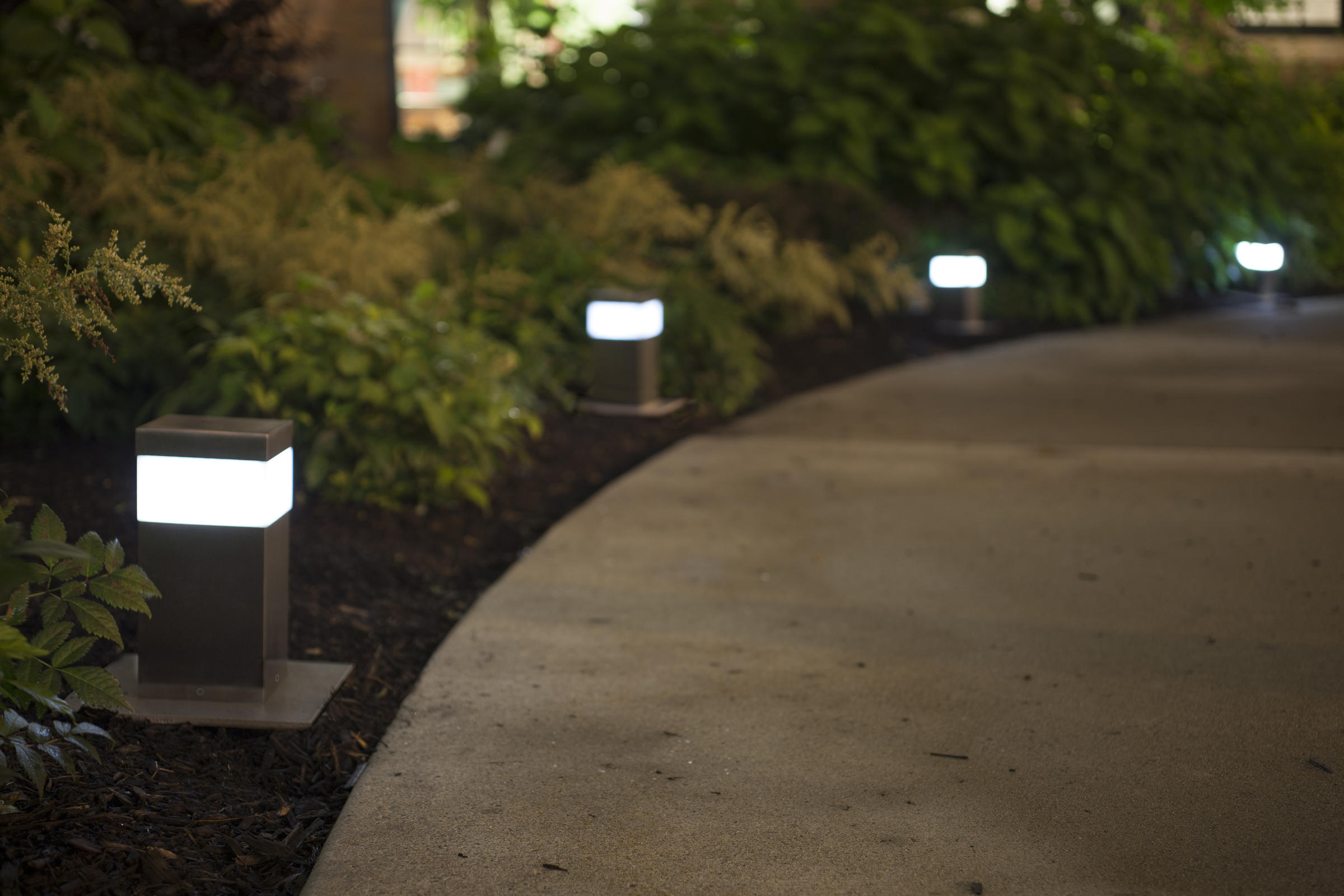 FSRT237 Столбик дорожки Rincon  Forms-surfaces  - Вид №1