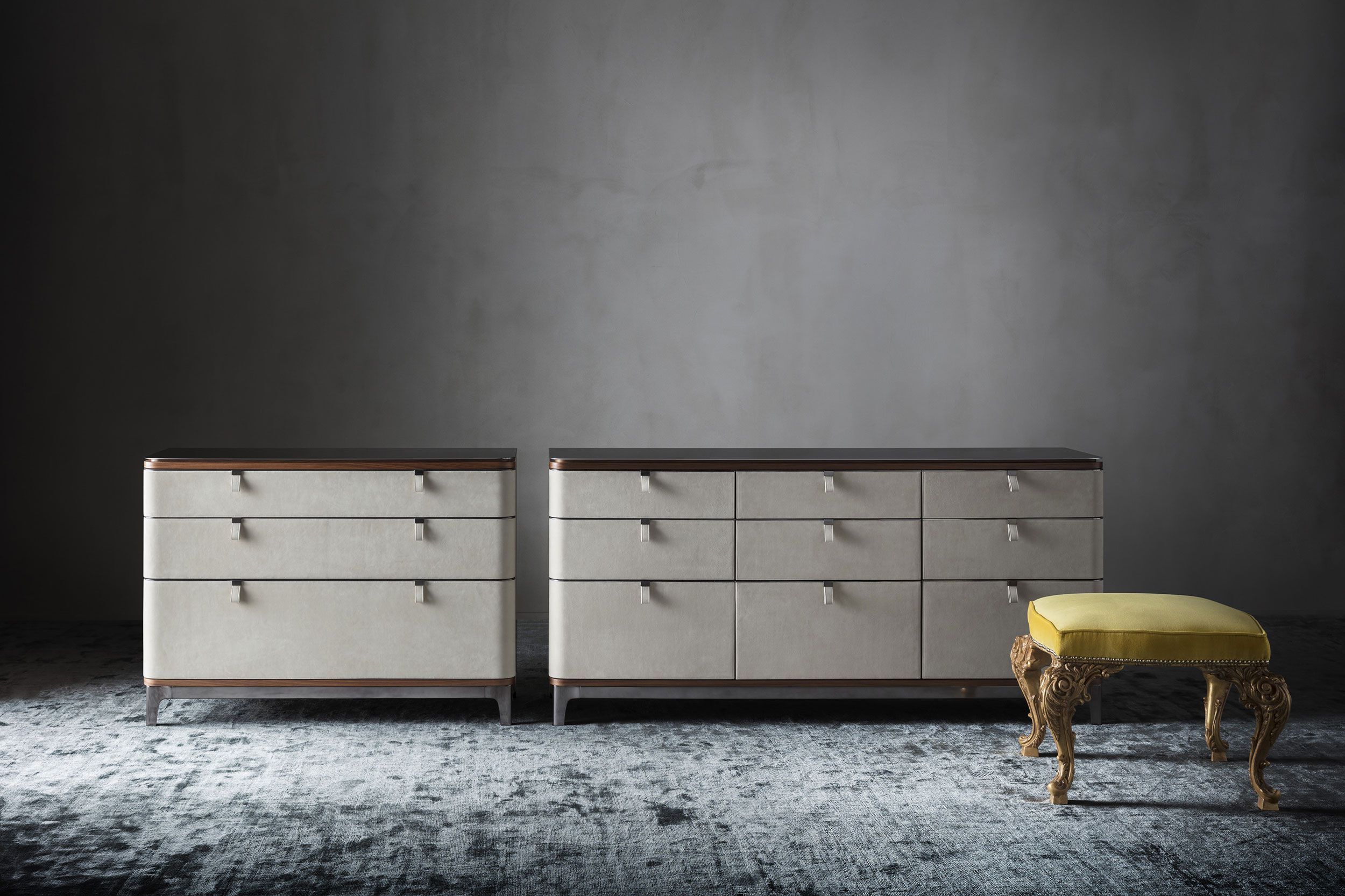 Комод из орехового дерева с кожаной обивкой OAK New York Suite ARCH-00036179 - Вид №2