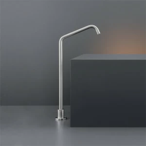 Свободно стоящий носик для ванной H. 720 мм  NEU47 CEADESIGN