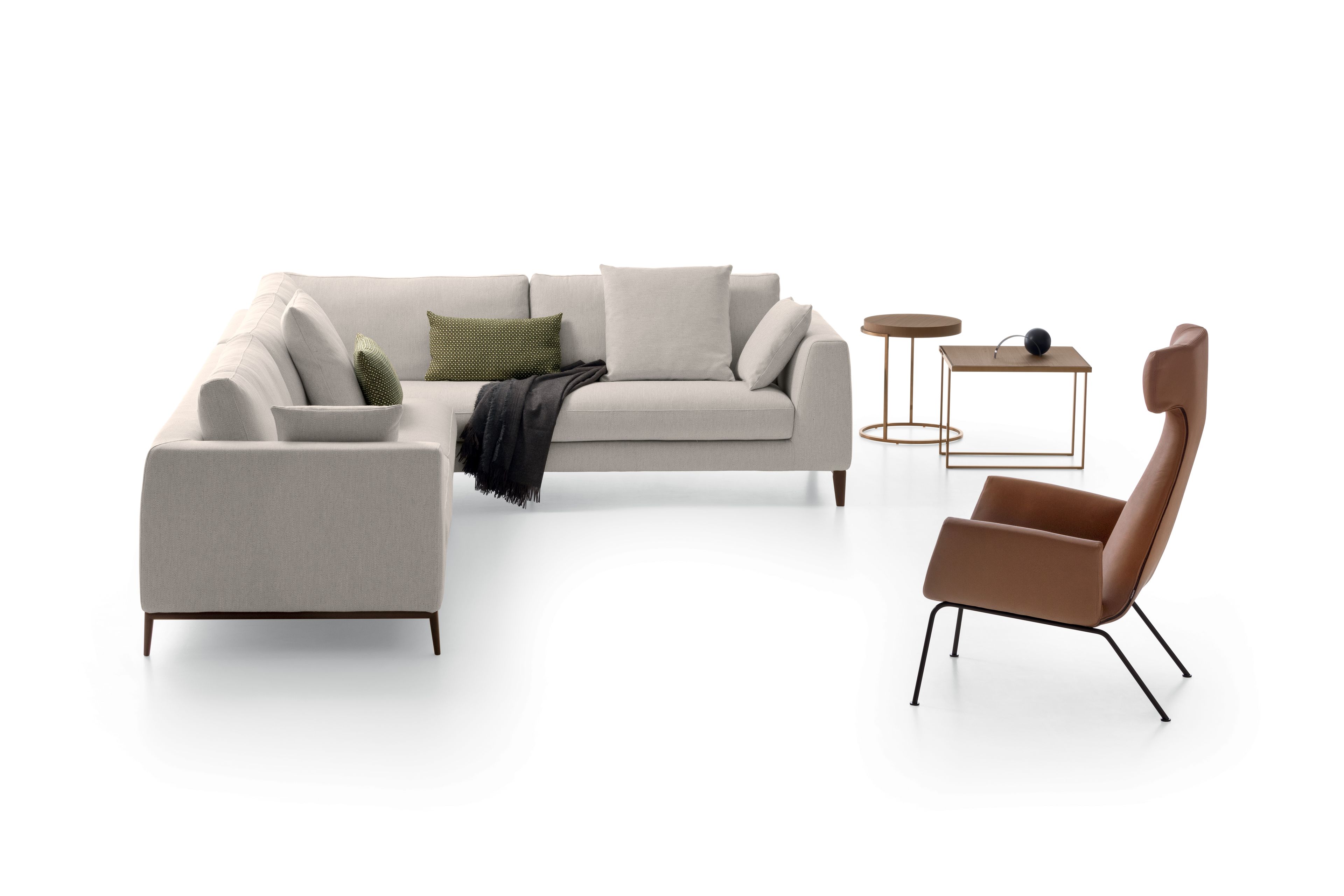 Тканевое кресло с подлокотниками Pianca DORA ARCH-00139961