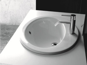 Керамическая овальная раковина с утопленным верхом