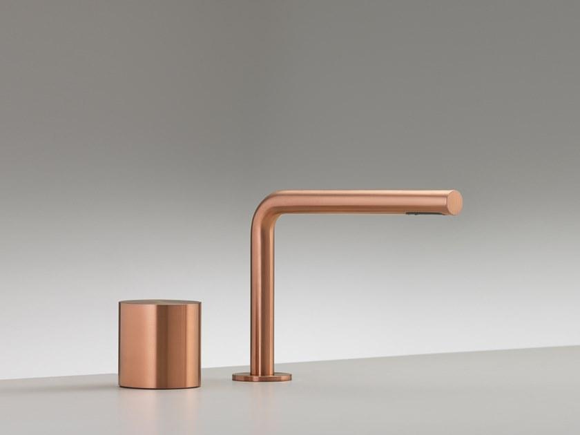 Ceadesign Гидропрогрессивный смеситель для умывальника на 2 отверстия из нержавеющей стали Opus Ops 01 - Вид №1