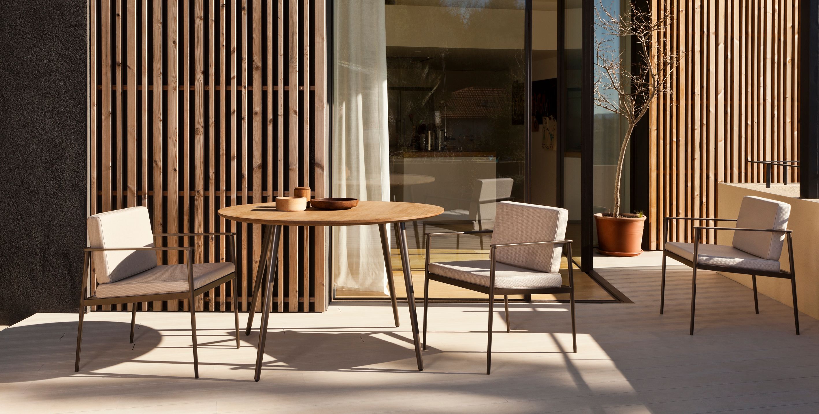 Круглый садовый стол Bivaq Vint ARCH-00100585 - Вид №1