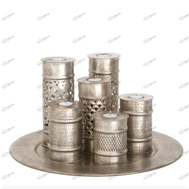 Поднос металлический с 6 подсвечниками D 50 см серебряный Marrakech от Eichholtz EICHHOLTZ EICHHOLTZ 060347 Серебро 