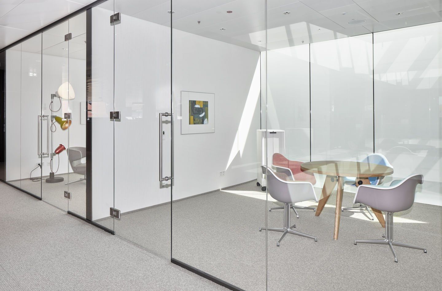 Стул из полипропилена с подлокотниками VITRA Eames Plastic Chair ARCH-00111973 - Вид №5