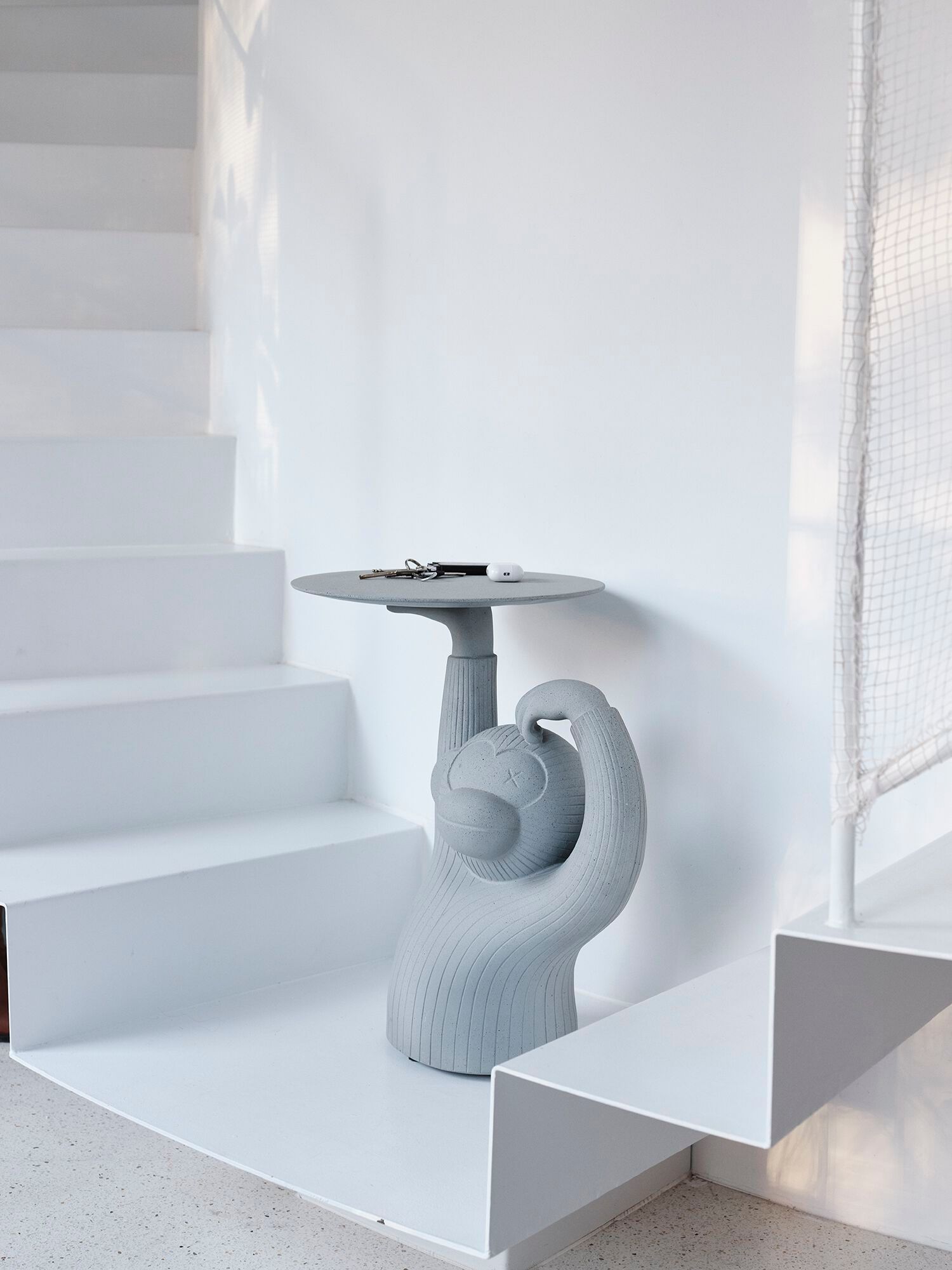 Бетонный круглый низкий журнальный столик BD Barcelona MONKEY ARCH-00134648 - Вид №18