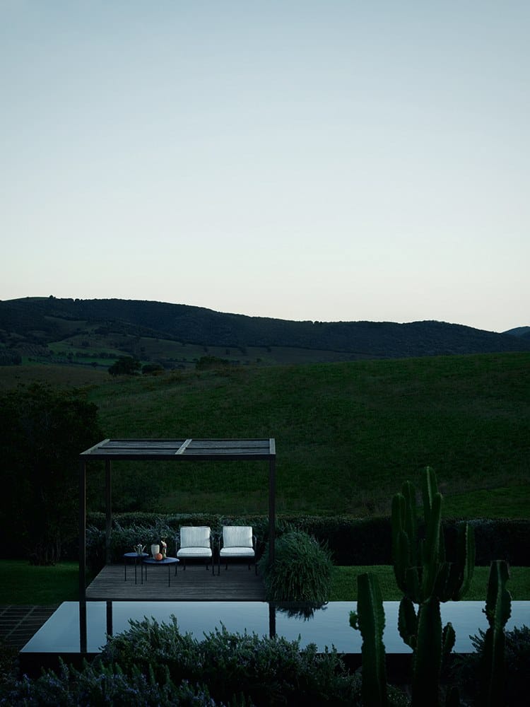 Тканевый мягкий садовый стул с подлокотниками B&B Italia Outdoor Borea ARCH-00067647 - Вид №7