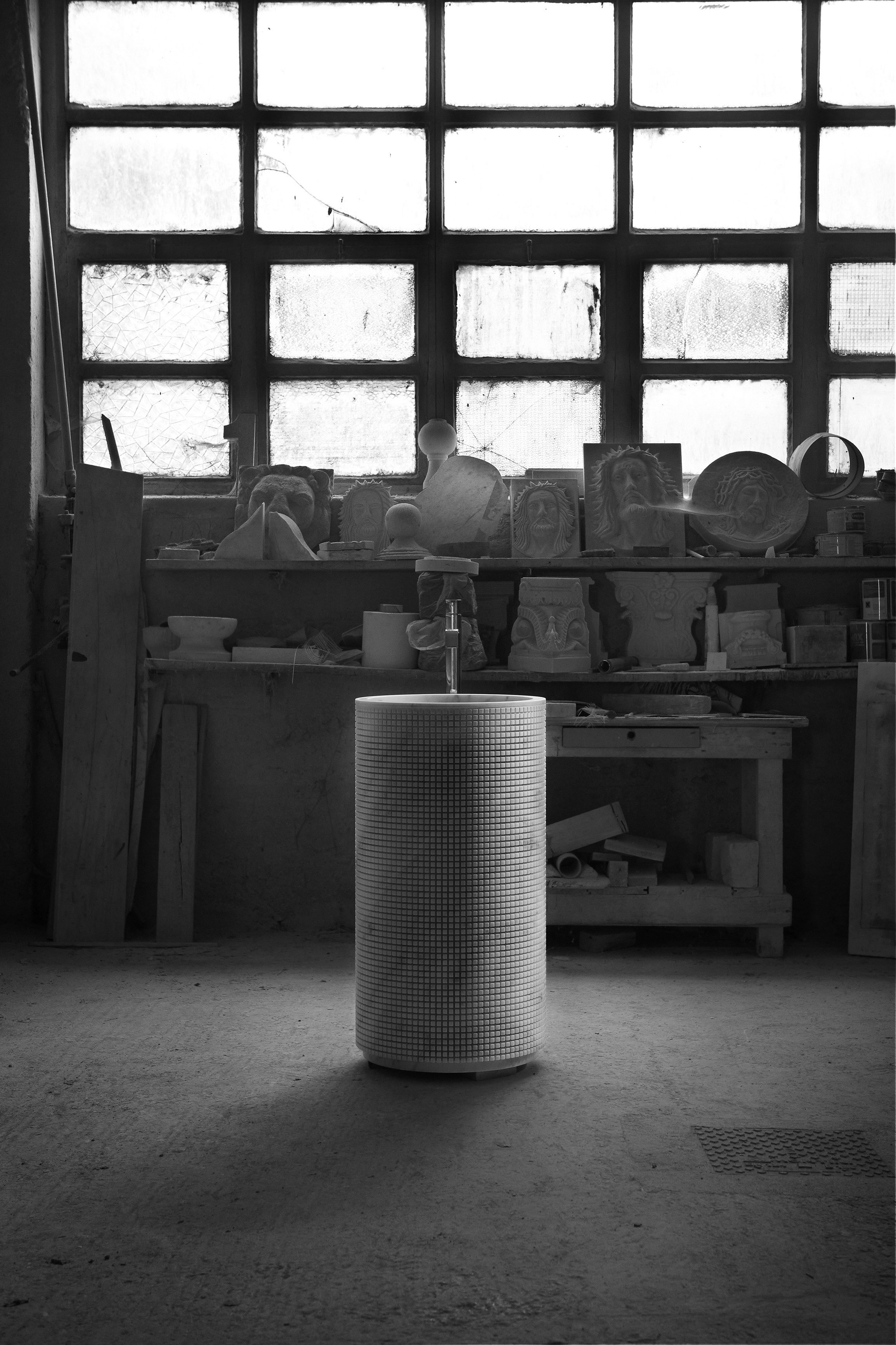 Мраморная круглая отдельно стоящая раковина Antoniolupi PIXEL ARCH-00097787 - Вид №6