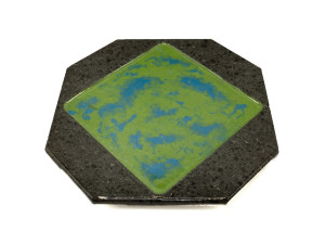 Восьмиугольная сервировочная тарелка из лавового камня Etnea