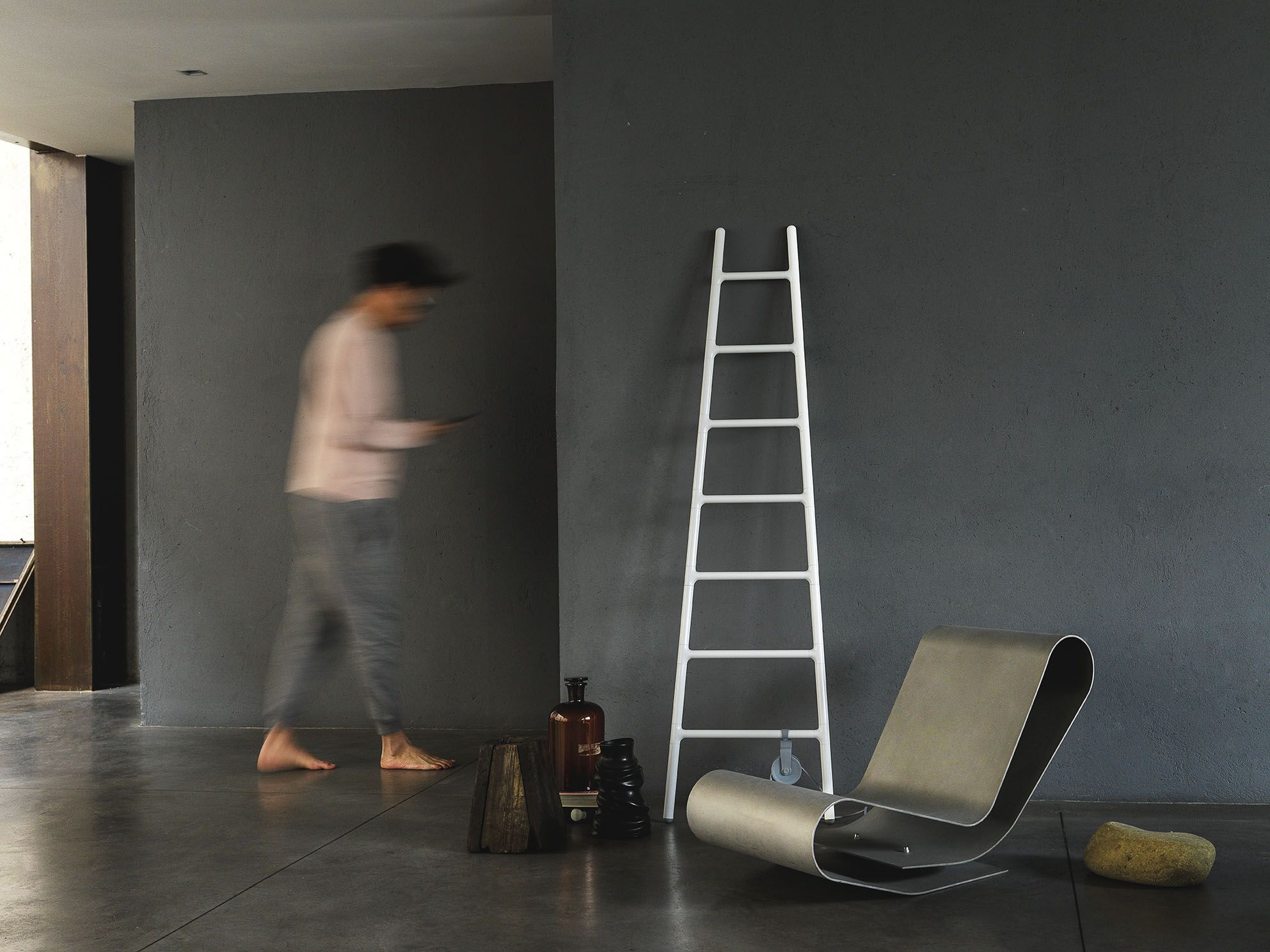 Настенный алюминиевый вертикальный полотенцесушитель Tubes ARCH-00083091 - Вид №6