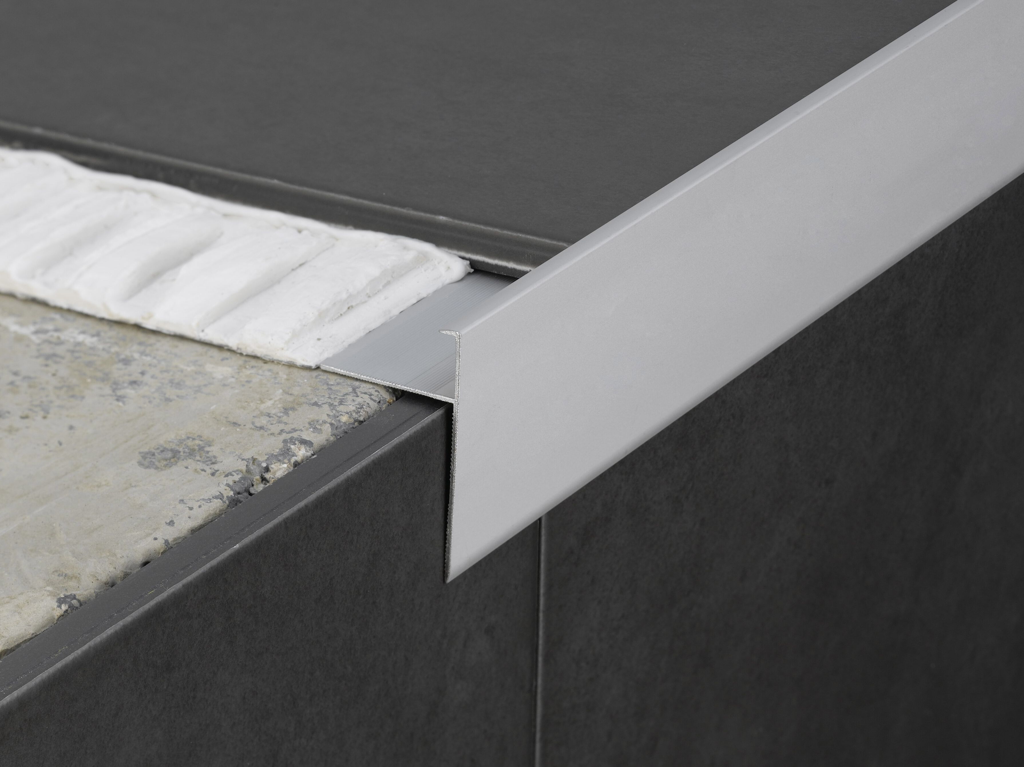 Профиль защитного выступа EMAC Italia Novoperi® ARCH-00023087