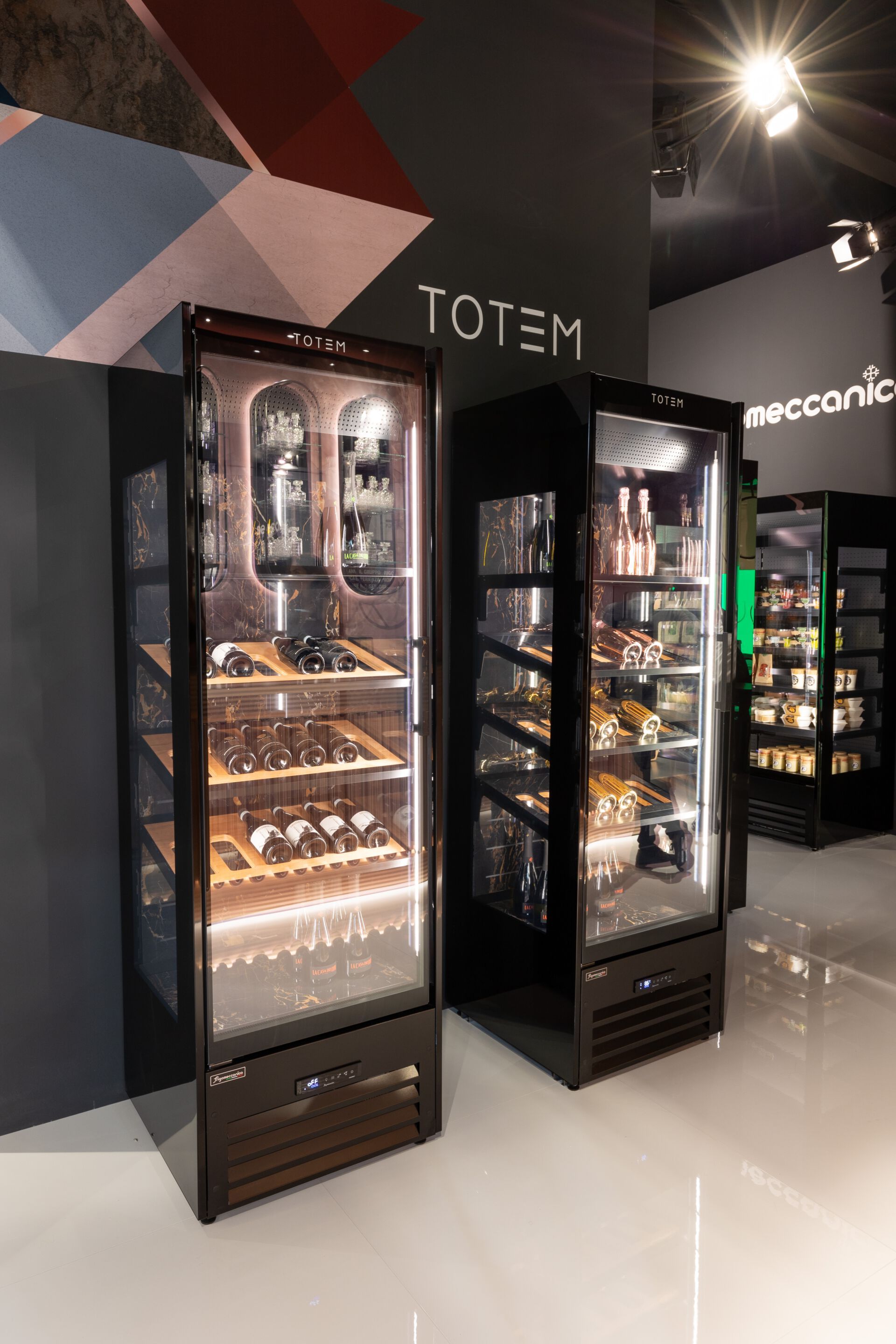 Коммерческий холодильник с подсветкой Frigomeccanica Тотем ARCH-00085503 - Вид №6