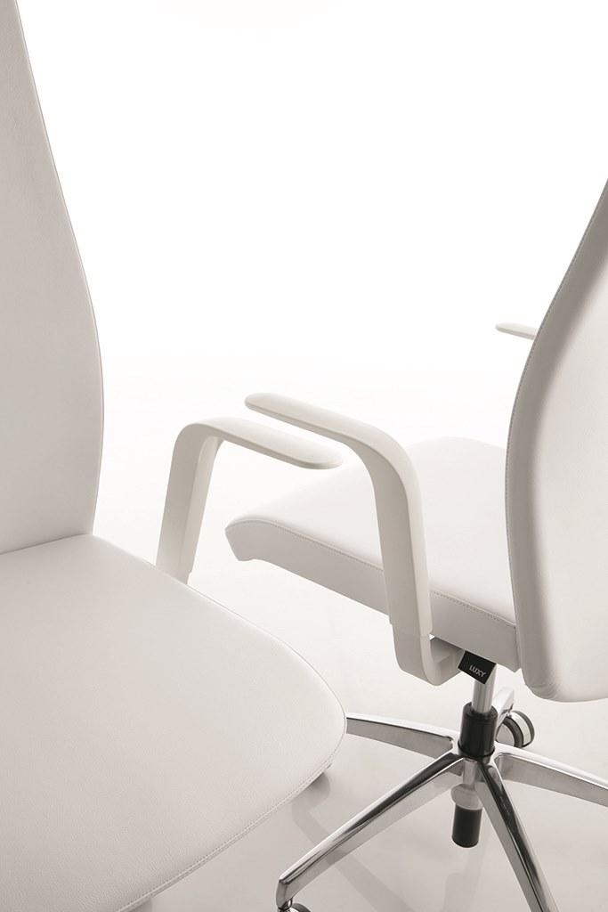 Luxy Кожаное кресло руководителя с подлокотниками на колесиках Smartoffice sun-id-1354966 - Вид №4