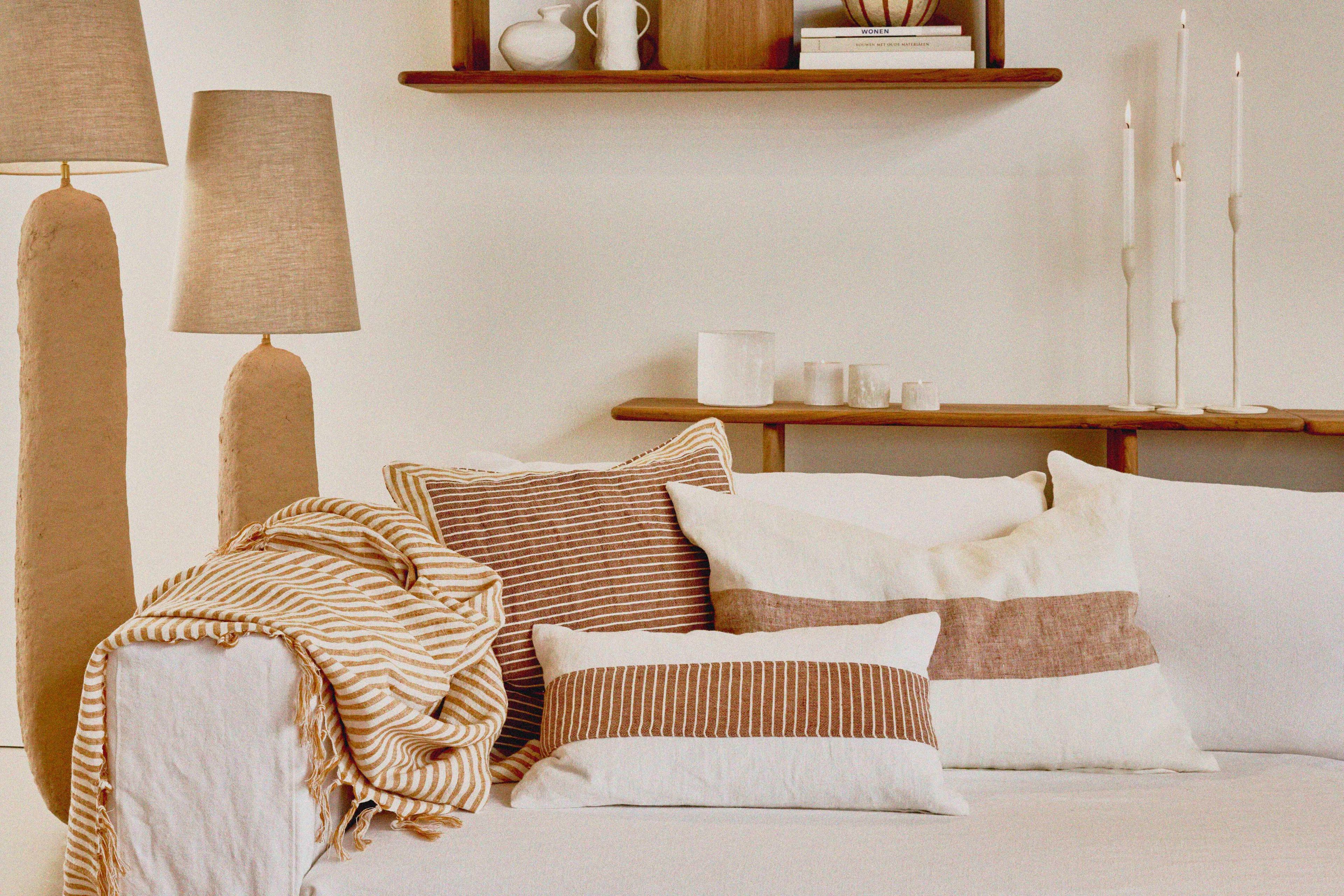 Квадратная льняная подушка POMAX Сен-Тропе ARCH-00058306 - Вид №7