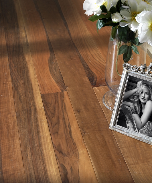 Tav3 Tifernoit Грецкий орех испаренный Parquet