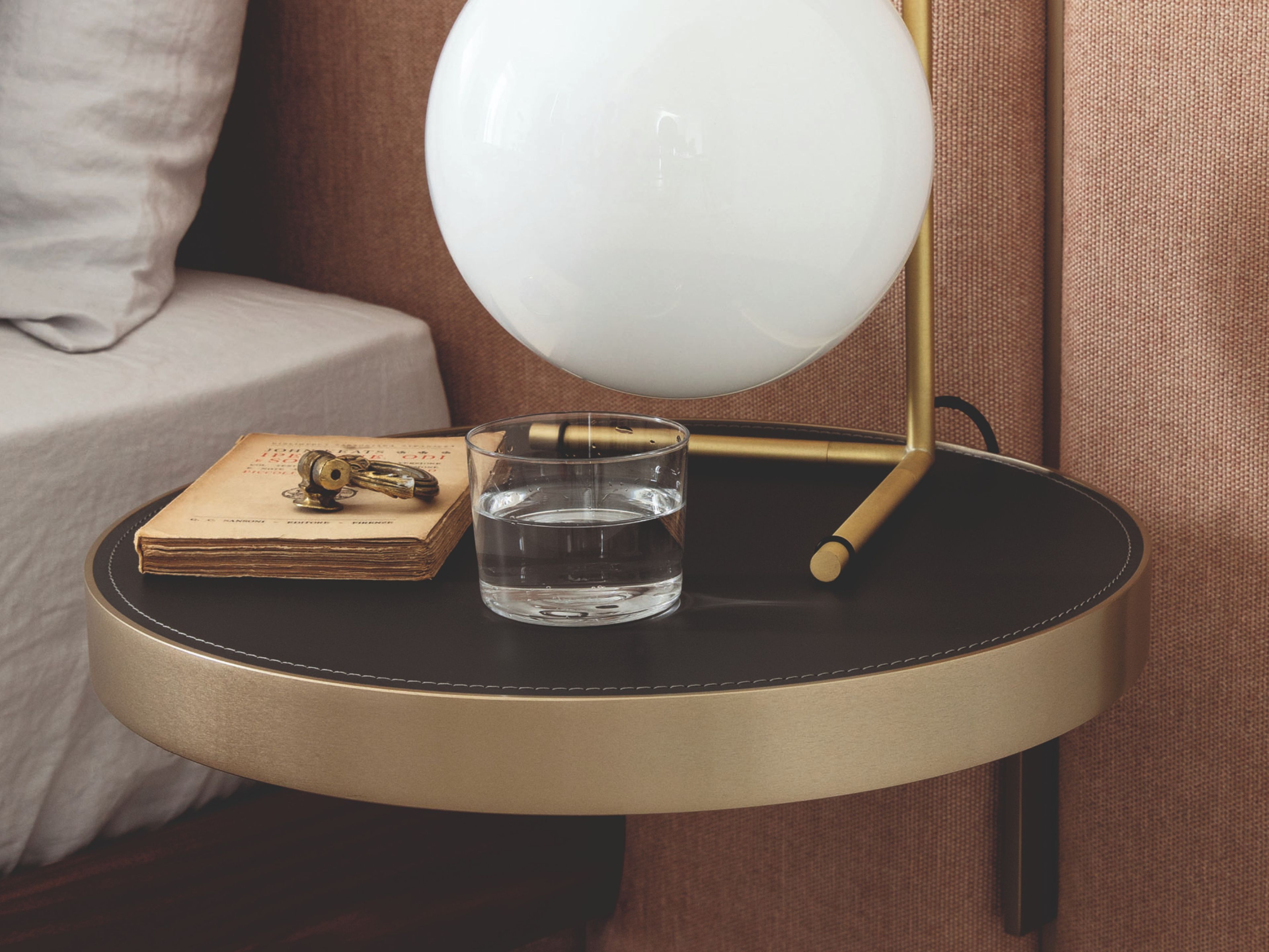 Деревянная кровать со встроенными тумбочками Porada Soul ARCH-00123265 - Вид №2