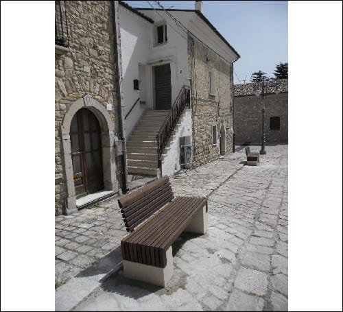 Деревянная скамья со спинкой Viscio Urban Design DANIA ARCH-00085699 - Вид №1