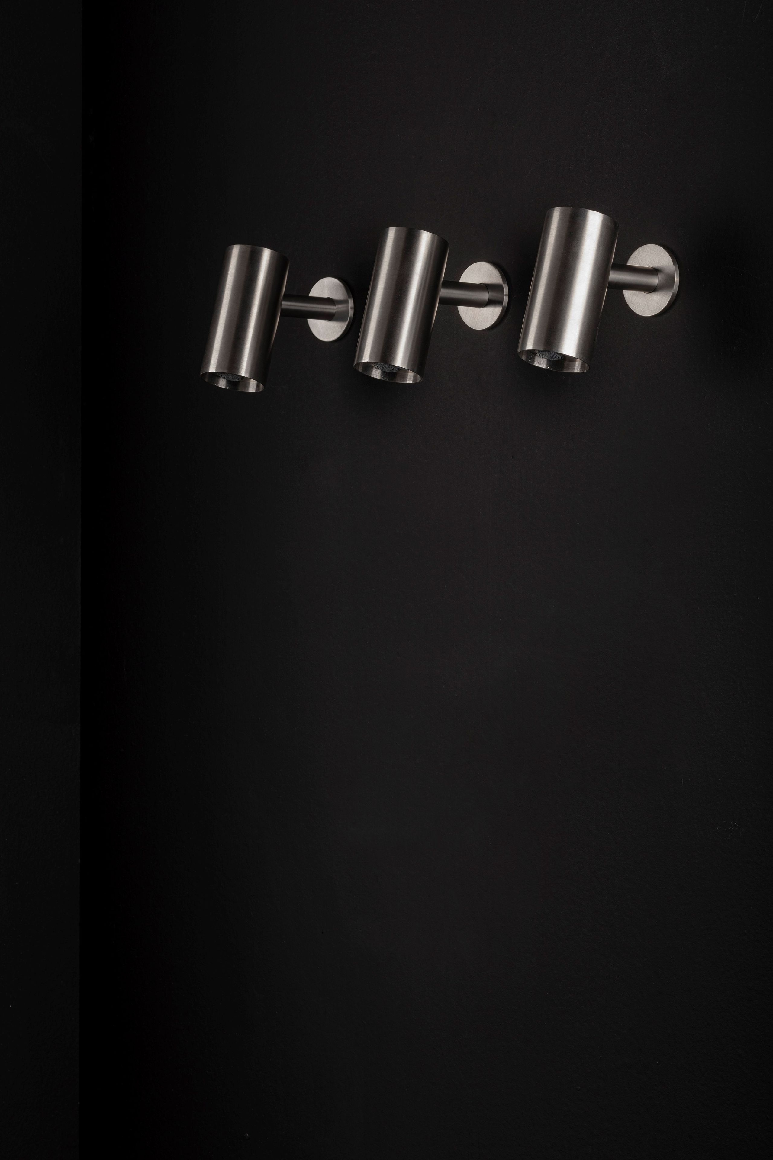 Регулируемая душевая головка из нержавеющей стали с 3 струями Zazzeri Q316 ARCH-00109897 - Вид №1