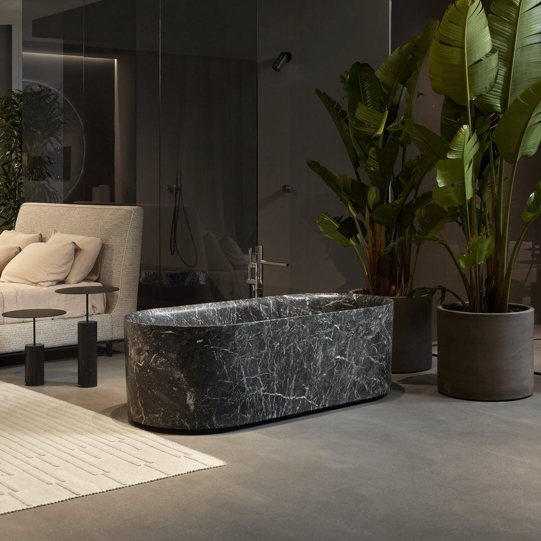 Овальная ванна в центре комнаты из мрамора Antoniolupi NEBULA ARCH-00125610 - Вид №4
