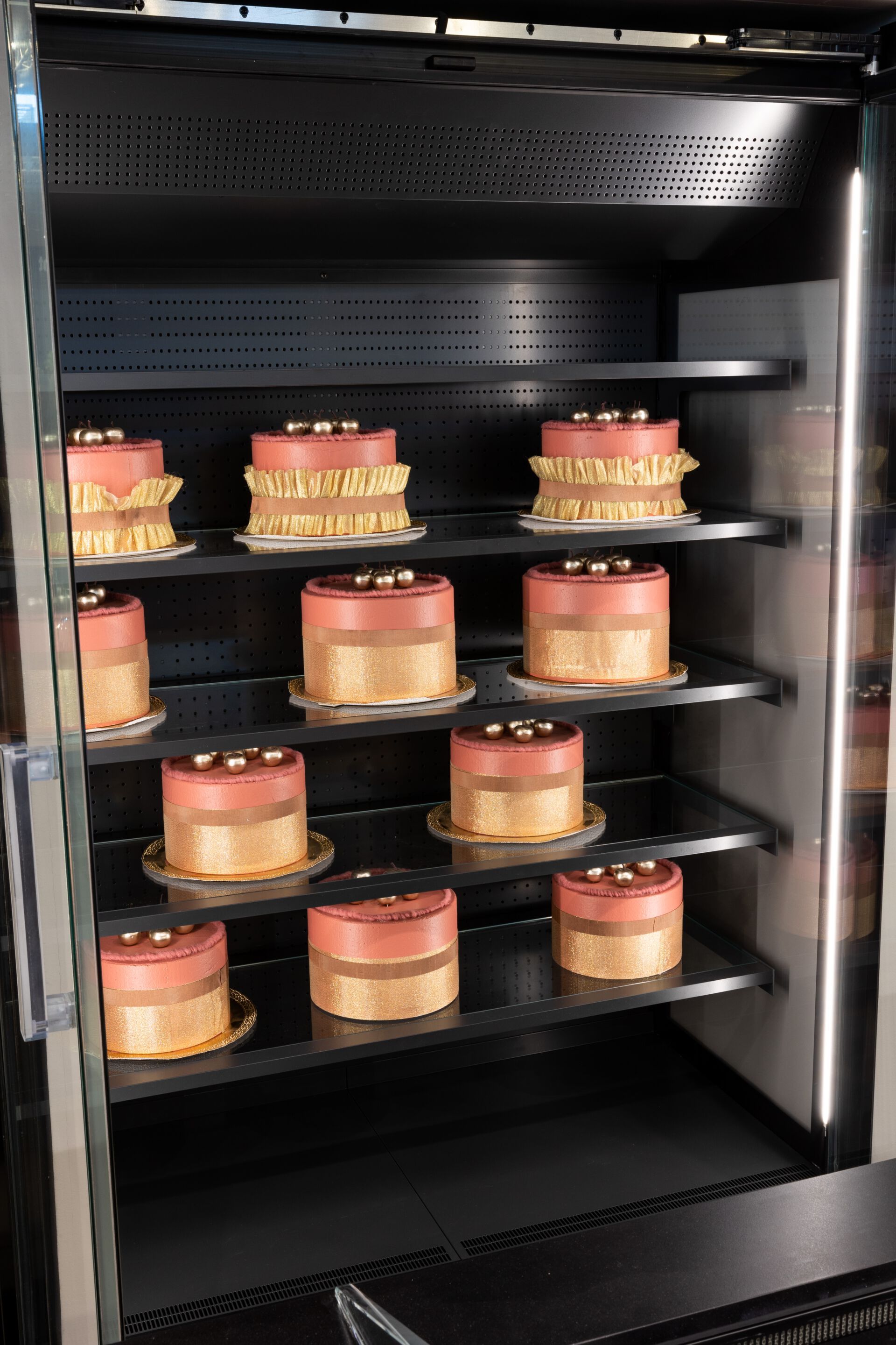 Настенная вертикальная холодильная витрина Frigomeccanica Тотем ARCH-00140480 - Вид №8