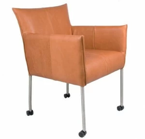 Jess Мягкое кожаное кресло на колесиках Forward