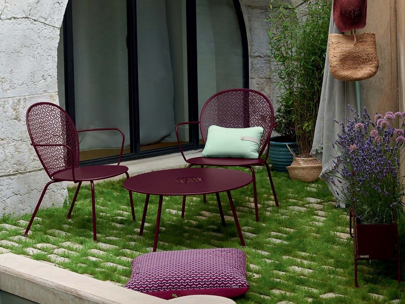 Низкий стальной журнальный столик Fermob Lorette ARCH-00125909