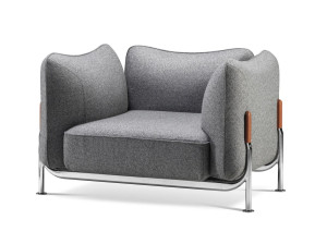 Кресло с металлическим каркасом