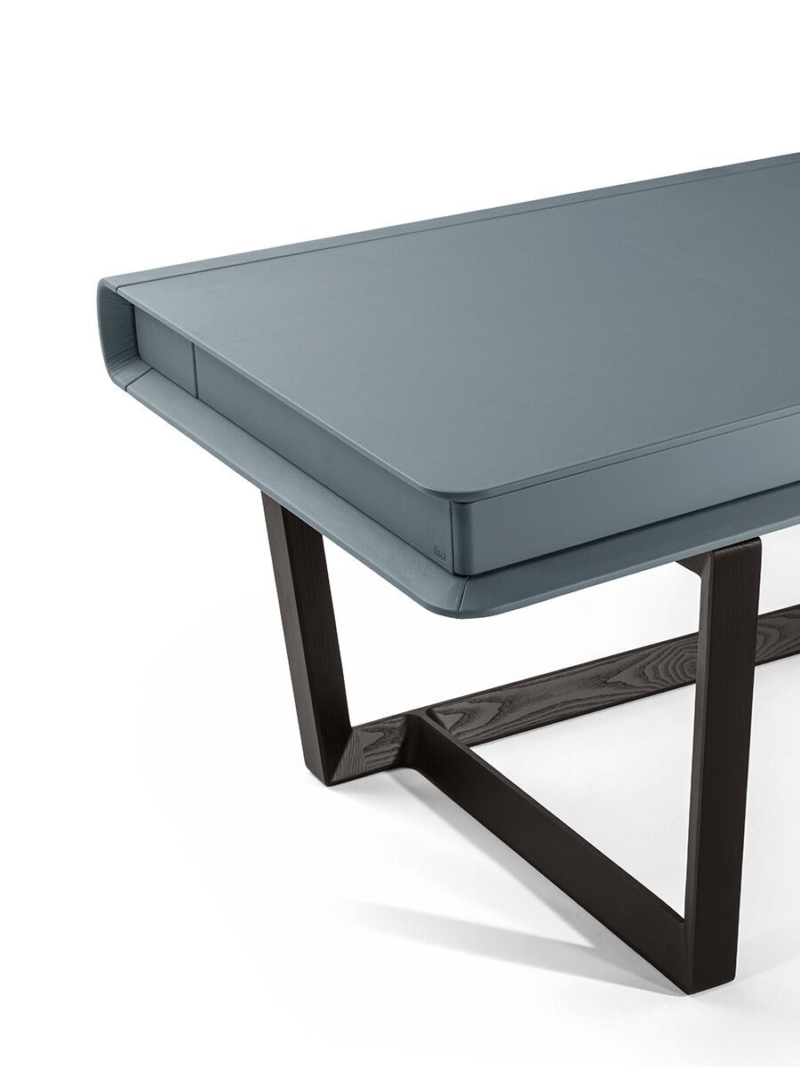 Прямоугольный стол с кожаной столешницей и ящиками Poltrona Frau офис-системы управления ARCH-00106824 - Вид №2