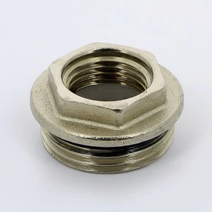 Переходник с наружной / внутренней резьбой EMMETI 1"x1/2"