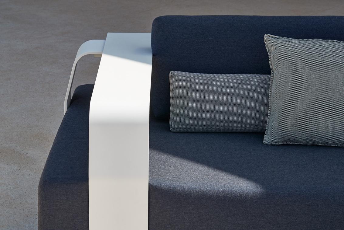 MNST339 Concept 1 гонт Manutti Kumo - Вид №6